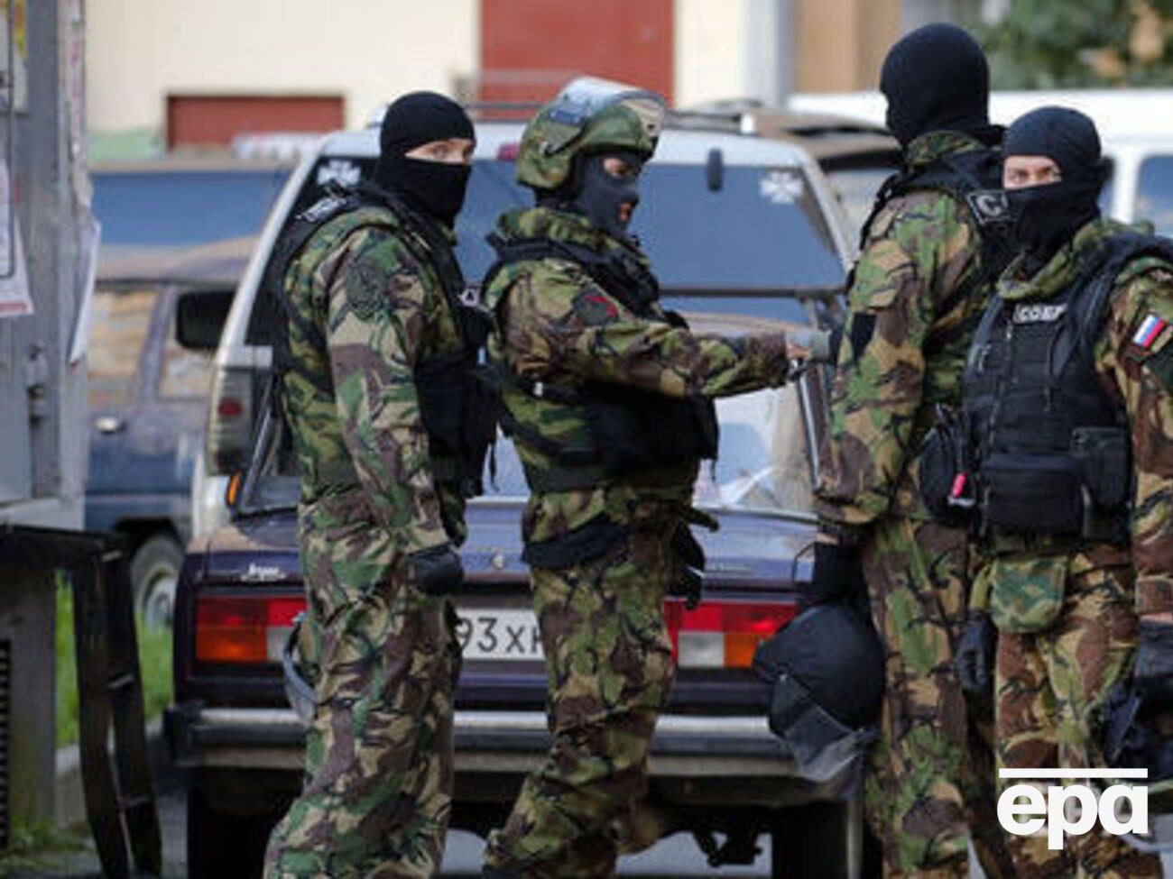 Загін спецпризначення ФСБ Росії штурмував будинок, у якому забарикадувався озброєний невідомий