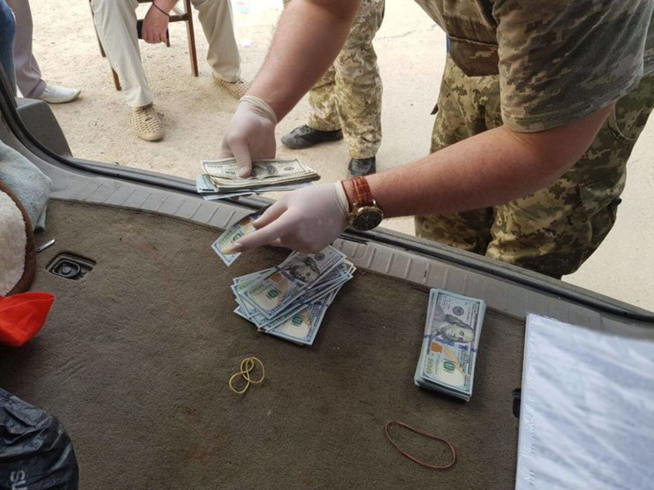 Задержание на взятке произошло 4 мая