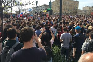Навального затримали на Пушкінській площі