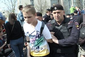 Задержание детей происходило как минимум в Саратове и Москве