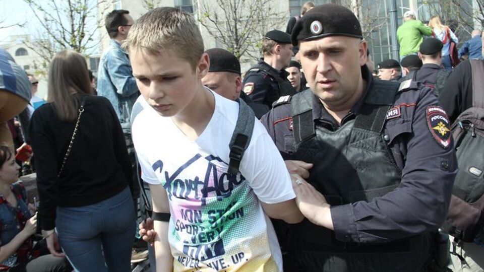 Затримання дітей відбувалося як мінімум у Саратові і Москві