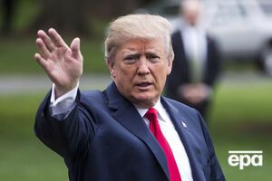 За даними газети, люди з команди Трампа зв'язалися з ізраїльською фірмою у травні 2017 року