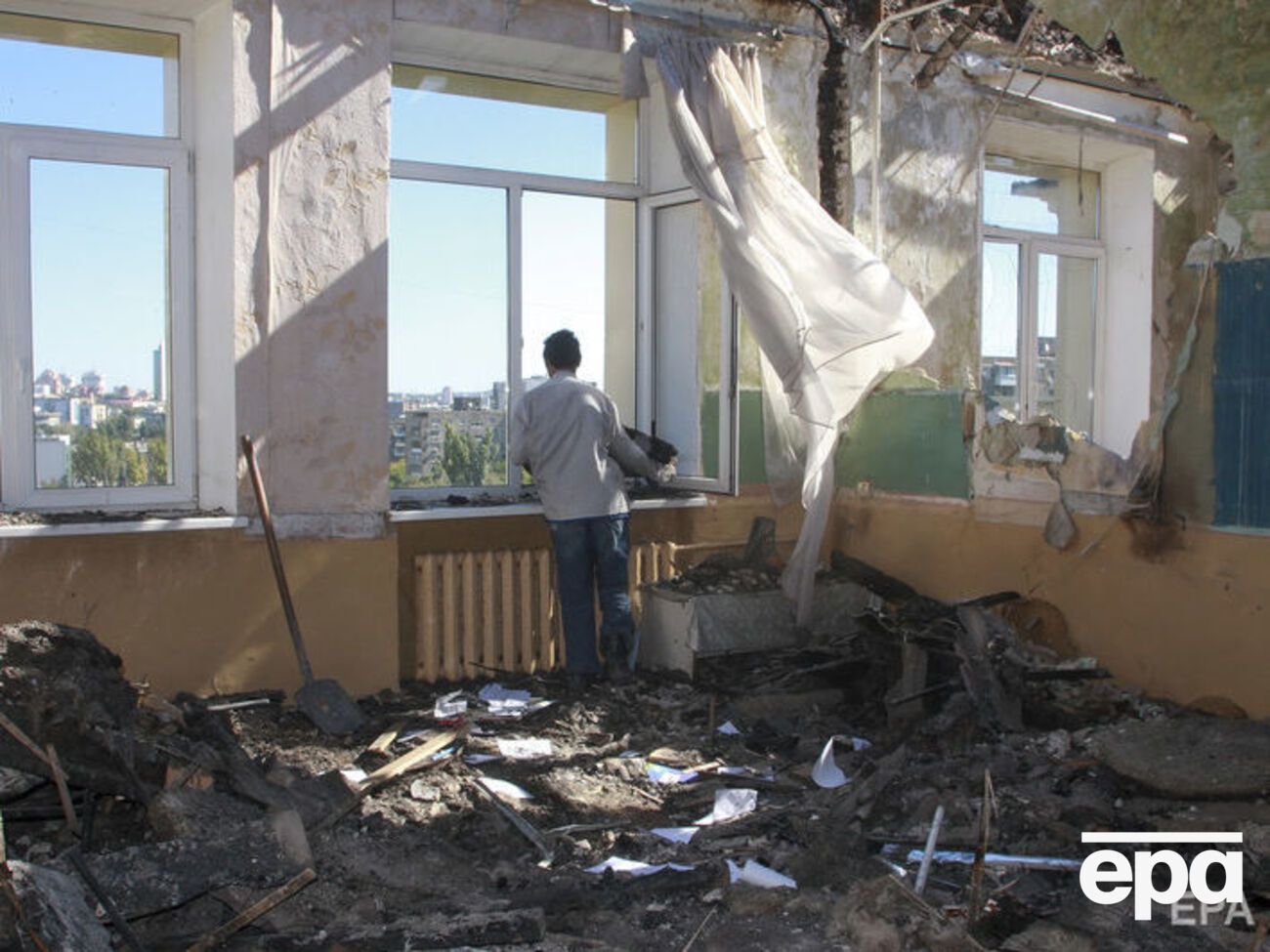 Значну кількість шкіл на Донбасі було зруйновано внаслідок бойових дій