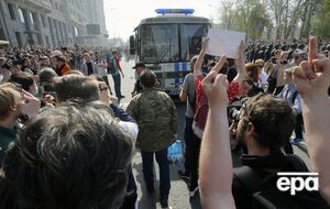Новиков: При максимальном напряжении полиции, автозаков и судей хватает только на 1000 задержанных