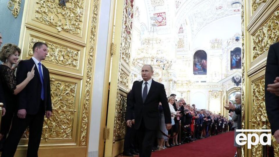 В Москве прошла церемония инаугурации Путина, среди гостей были Шредер, Сигал и другие. Фоторепортаж