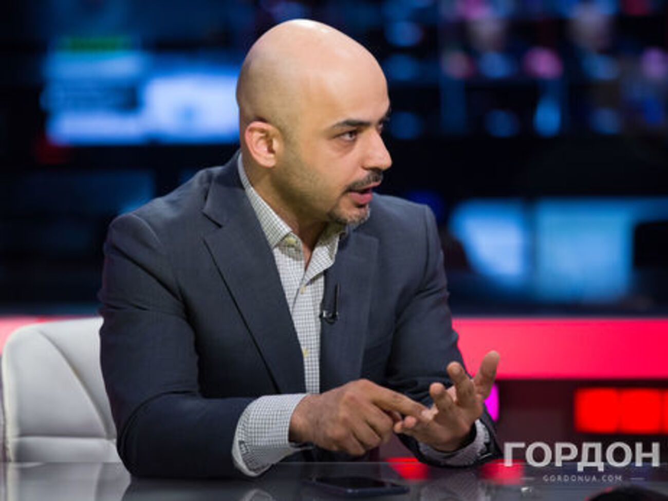 5 травня джерела ТСН повідомляли, що Найєм попросив правоохоронців про охорону