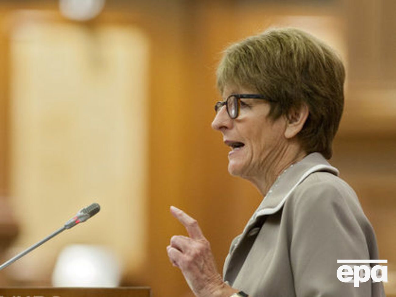 Брассер: То, что происходит на Донбассе, превратилось для Европы в повседневность