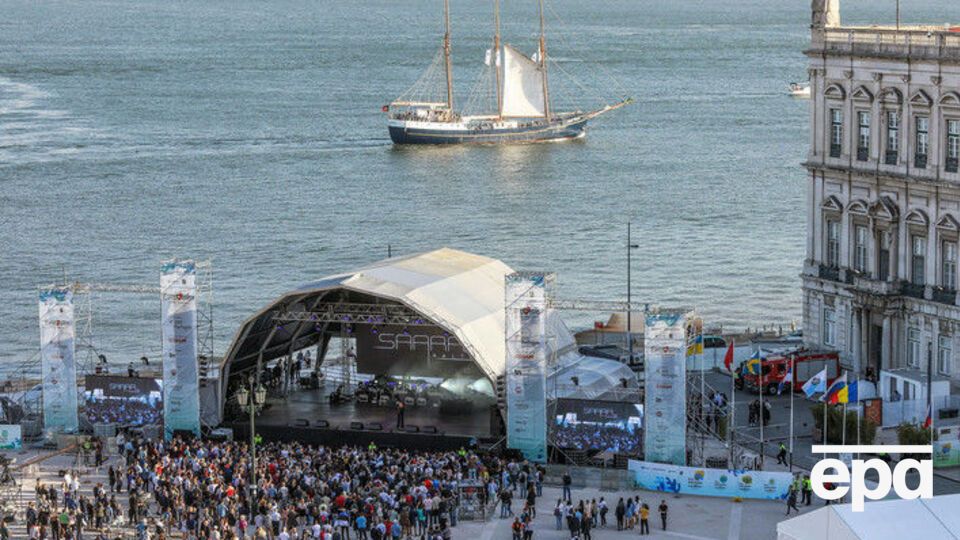 Фан-зона "Евровидения" в центре Лиссабона