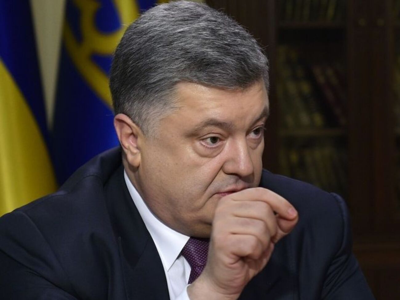 Порошенко зазначив, що Україні, безумовно, потрібні миротворці, оскільки на сході країни щодня гинуть мирні жителі та військові