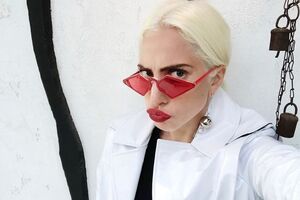 Леді Гага поділилася особистими знімками