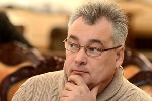 Созданное Стахивым подполье в годы Второй мировой войны боролось за независимую Украину под лозунгом "За Украину без Гитлера и Сталина"