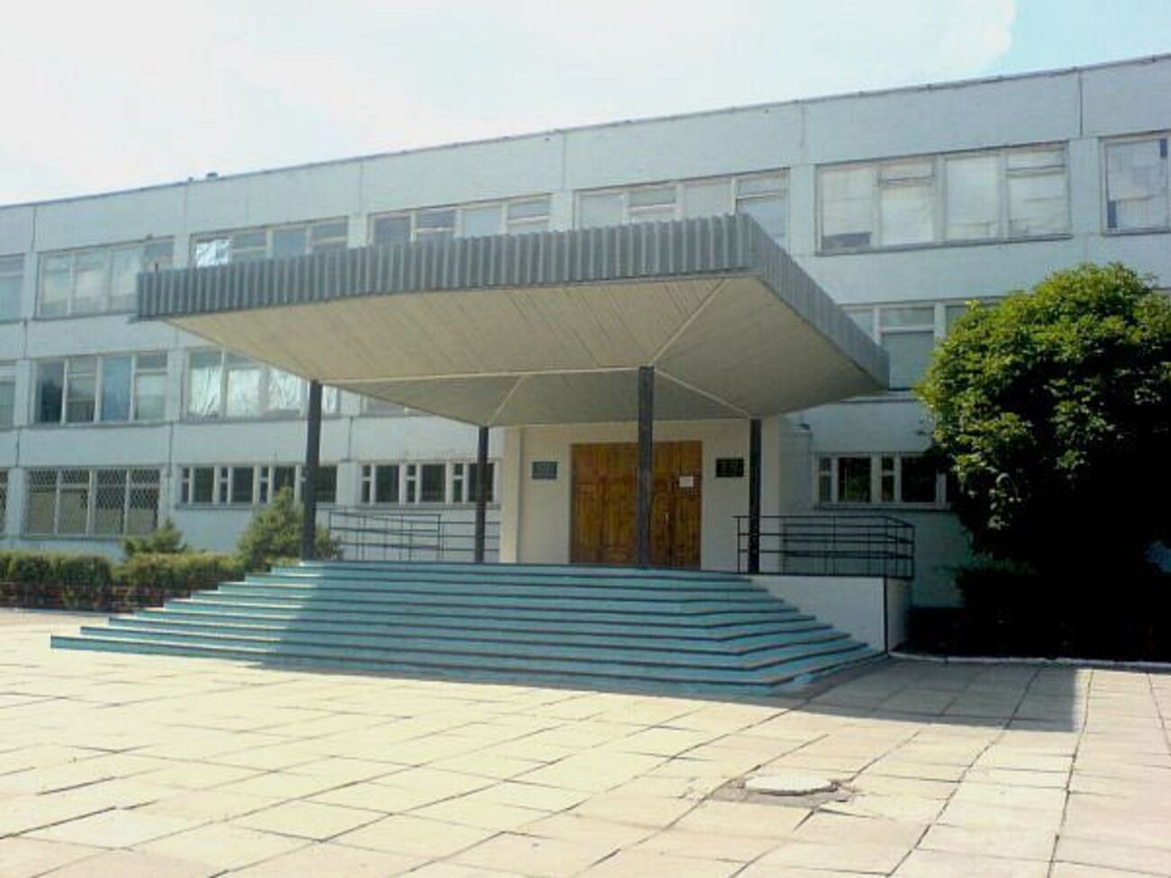 Дітям стало зле на лінійці, одного учня госпіталізували