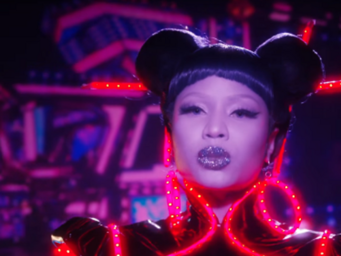 Мінаж присвятила кліп героїні відеоігор