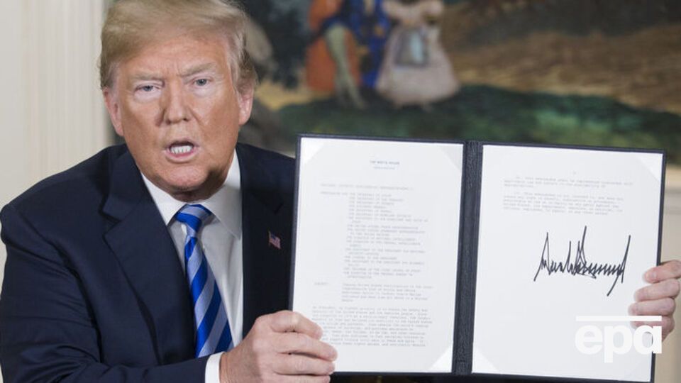 Трамп подписал указ о выходе из соглашения по иранской ядерной программе, а также другие новости вторника