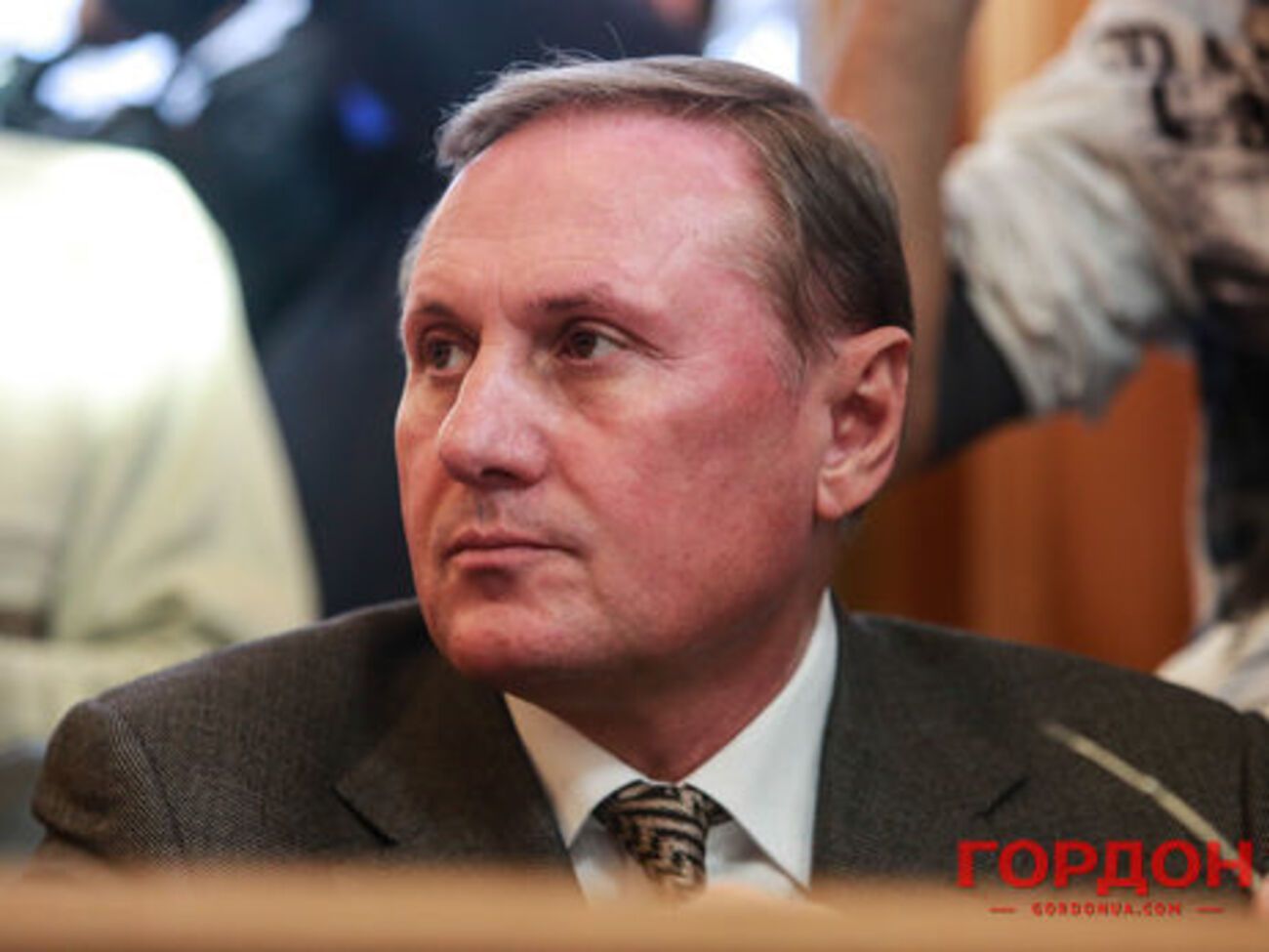 По версии украинских правоохранителей, Ефремов злоупотреблял служебным положением