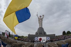 Порошенко: Божий промисел, сила духу та надзвичайний патріотичний порив українців – ось завдяки чому ми вистояли