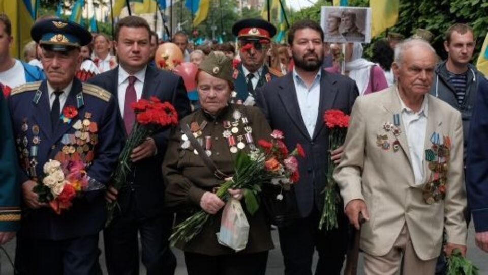 Виктор Бондарь отметил спокойную и уравновешенную атмосферу празднования