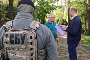 8 мая сотрудники СБУ провели обыски у Симоненко