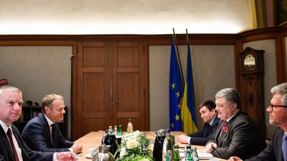 Порошенко и Туск договорились провести следующий, 20-й, саммит Украина – ЕС летом 2018 года в Брюсселе
