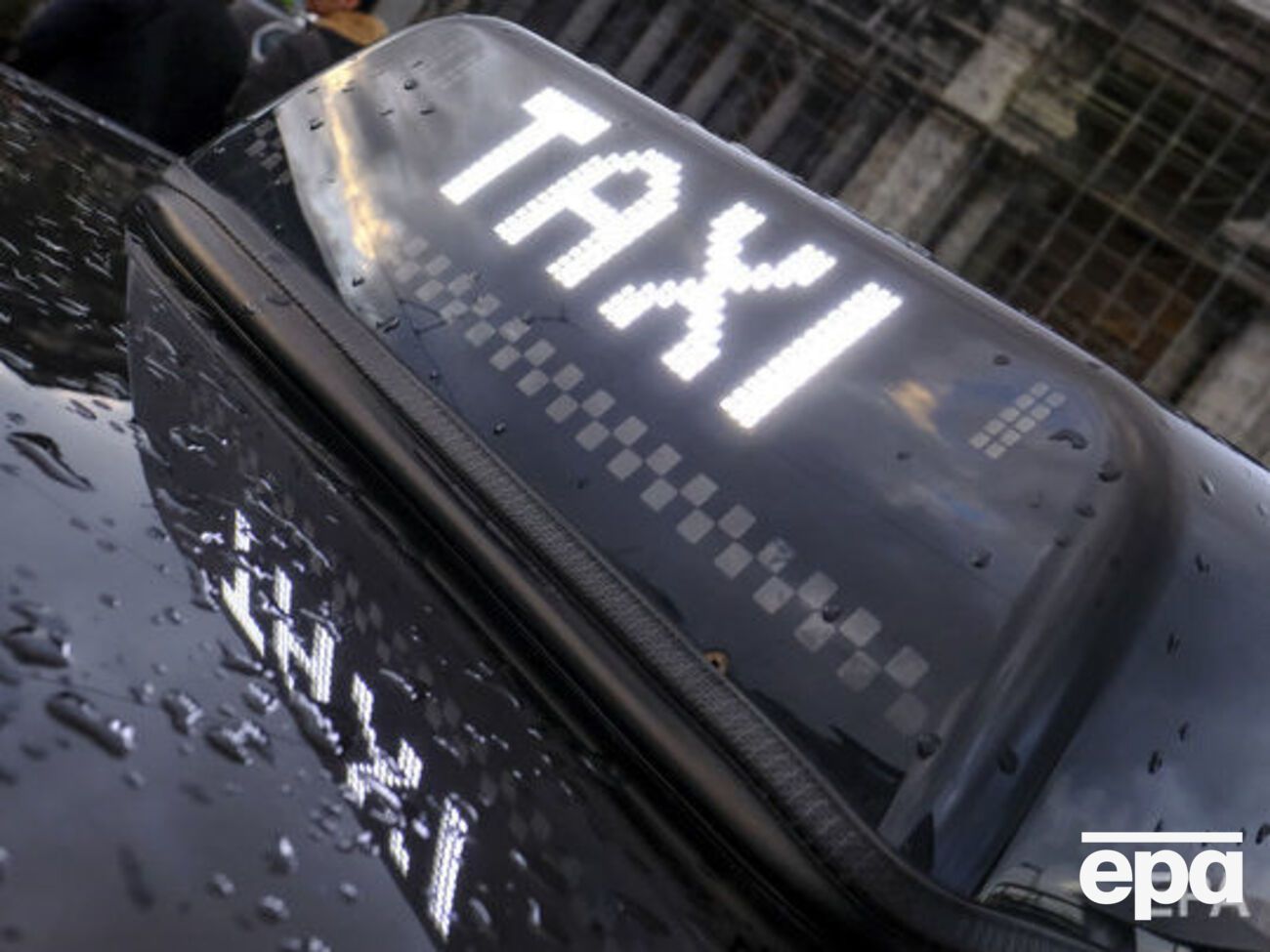 Пилотируемые летающие такси могут начать продавать в 2023 году