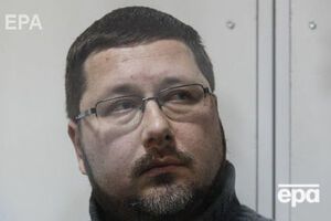 Ежову продлили арест