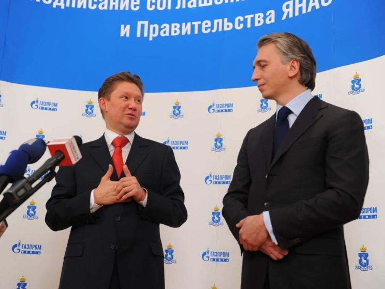 По словам Фрейдзона, Миллер и Дюков (справа) в 90-х&nbsp;проводили переговоры и предлагали предпринимателям добровольно поделиться долей