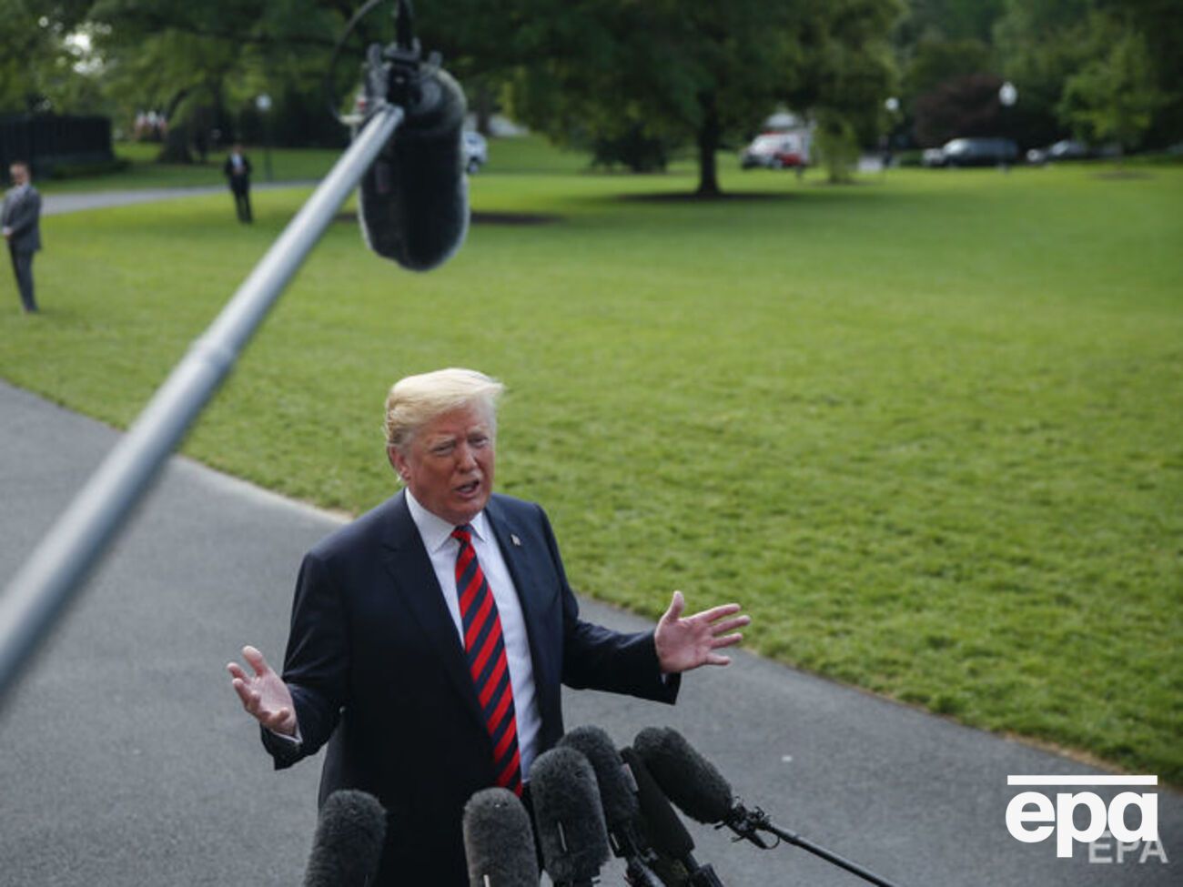 Трамп висловив 100-відсоткову впевненість у тому, що США вдасться перемогти у торговій війні