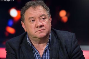 Бенюк: Мне кажется, народ убеждают, что Верховная Рада многое решает. Нет, не решает. Решает у нас все-таки президент