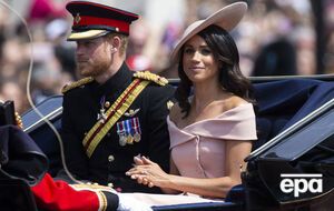 Принц Гарри с супругой отправятся осенью в тур