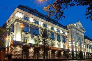 По данным СБУ, член НОД был завербован ФСБ во время одной из поездок в Россию