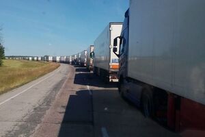 У ДПСУ заявили, що росіяни не пропускають українські авто