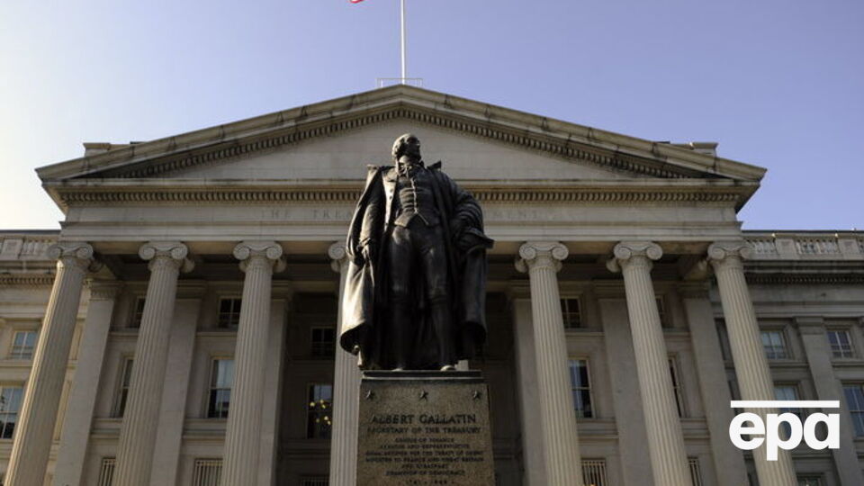 Минфин США внес трех россиян в список лиц, которых подвергли санкциям