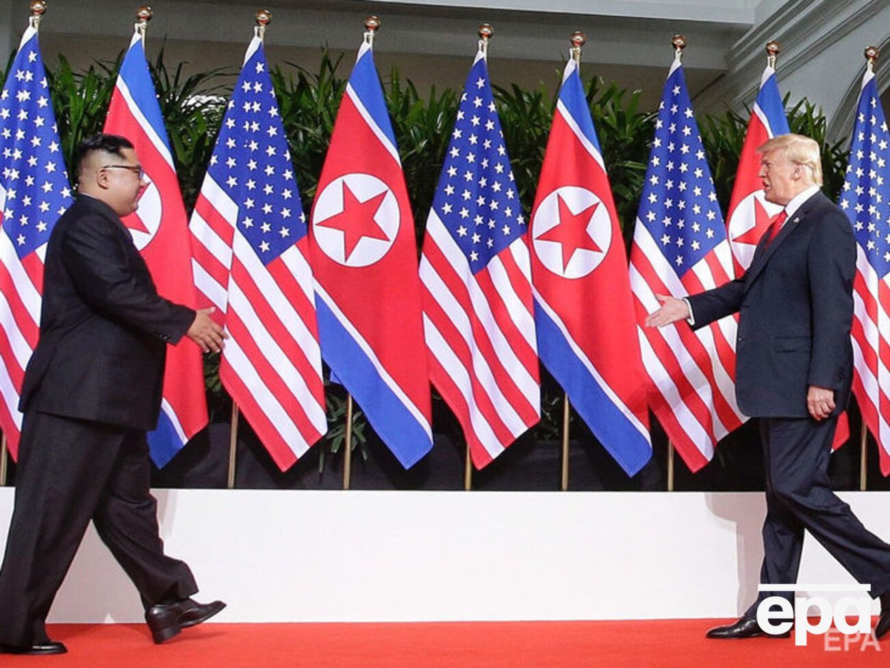 Трамп залишився задоволений зустріччю з Кім Чен Ином