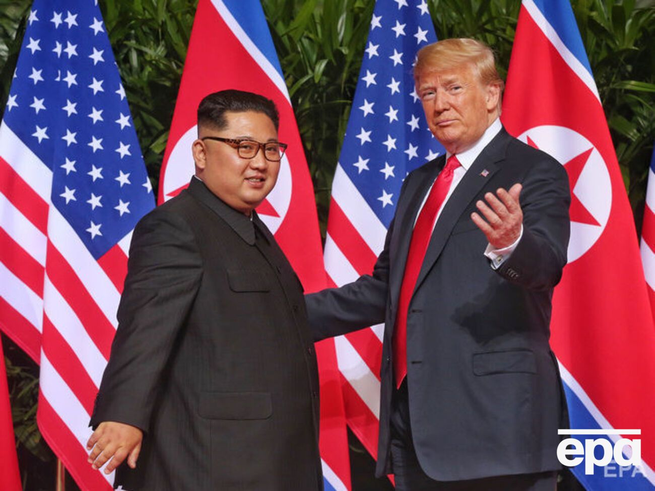 Раніше Трамп називав Кім Чен Ина "людиною-ракетою", а той його &ndash; "божевільним дідком"