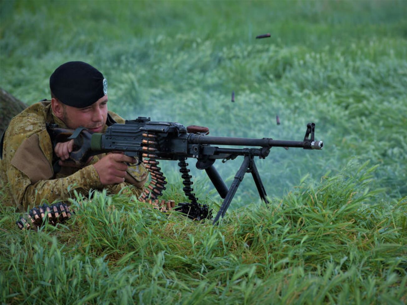Огонь в ответ велся из разрешенного Минскими договоренностями вооружения