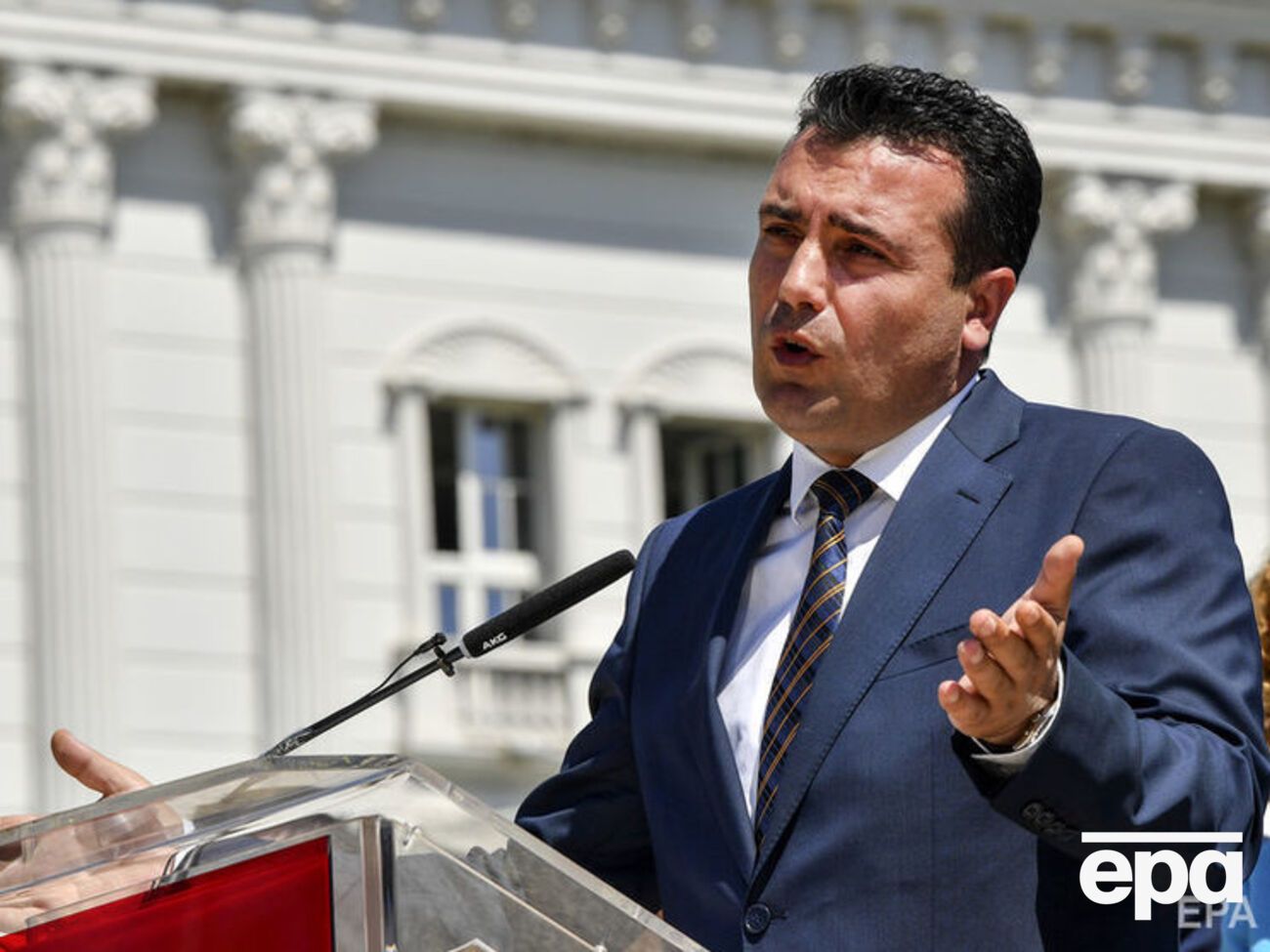 Заев:&nbsp;Соглашение гарантирует выход Македонии из изоляции, европейскую перспективу, стабильность и прогресс