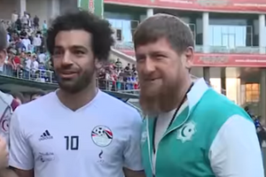 Кадыров привез Салаха на стадион в Грозном ради совместных фотографий