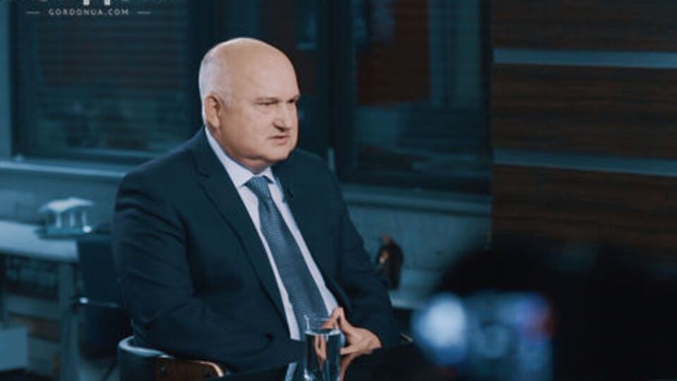 Смешко готов вступить в "команду лидера", который покажет стратегию развития