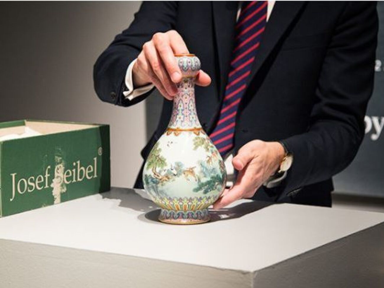 Вазу продали за&nbsp;&euro;16 млн