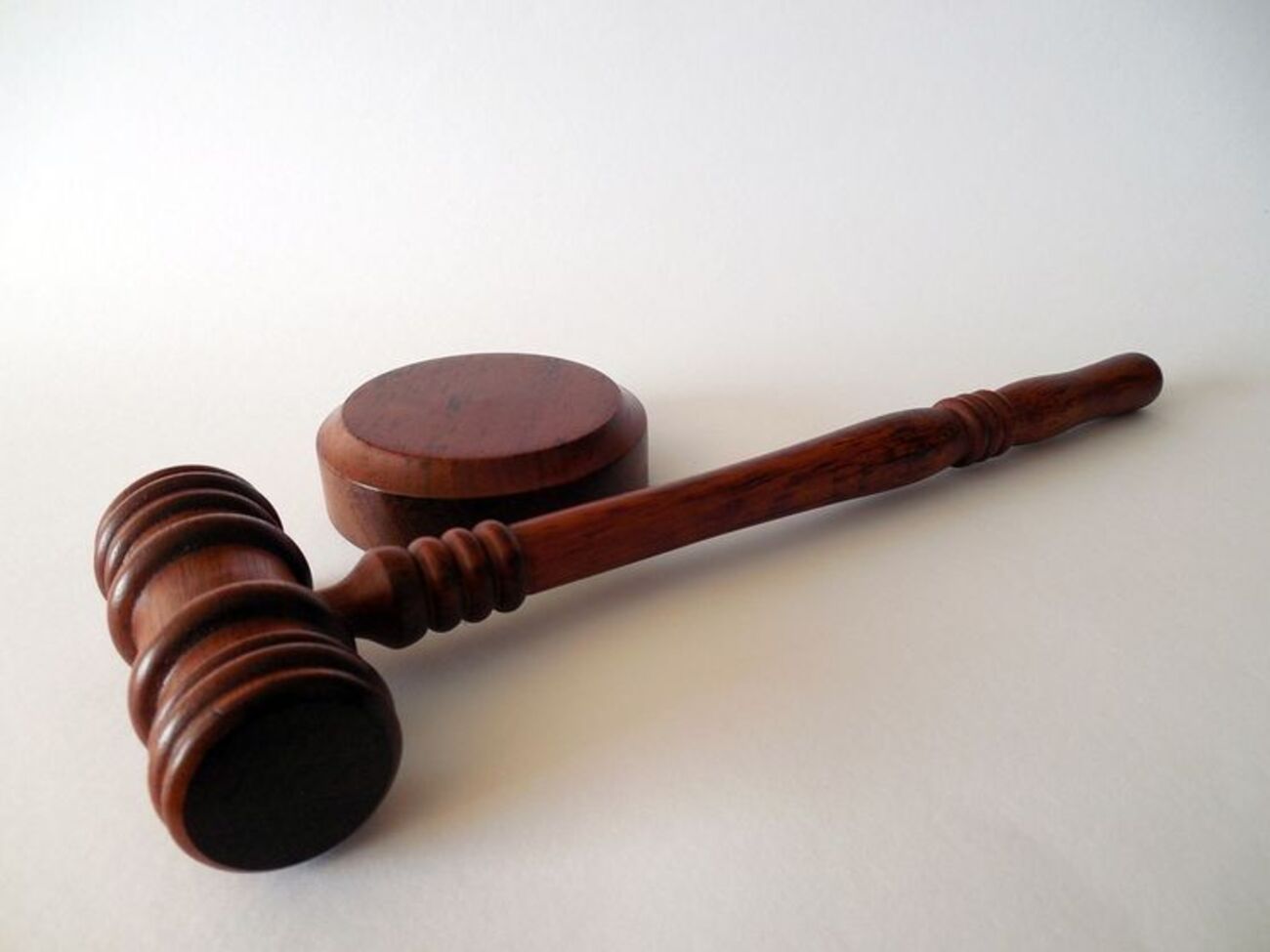 Суд признал виновным военнослужащего по ч. 1 ст. 263 и ч. 3 ст.&nbsp;410 Уголовного кодекса Украины