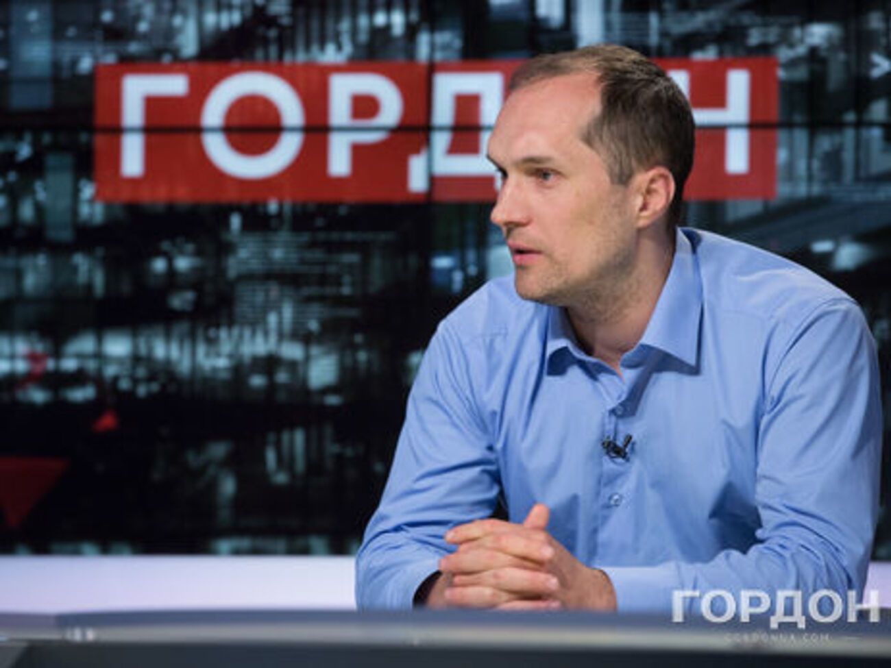 Головним публічним критиком Порошенка на цих виборах став Гройсман. І між ними почалося пряме протистояння