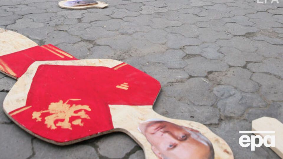 Активісти публікуватимуть розслідування про злочини "путінського режиму"