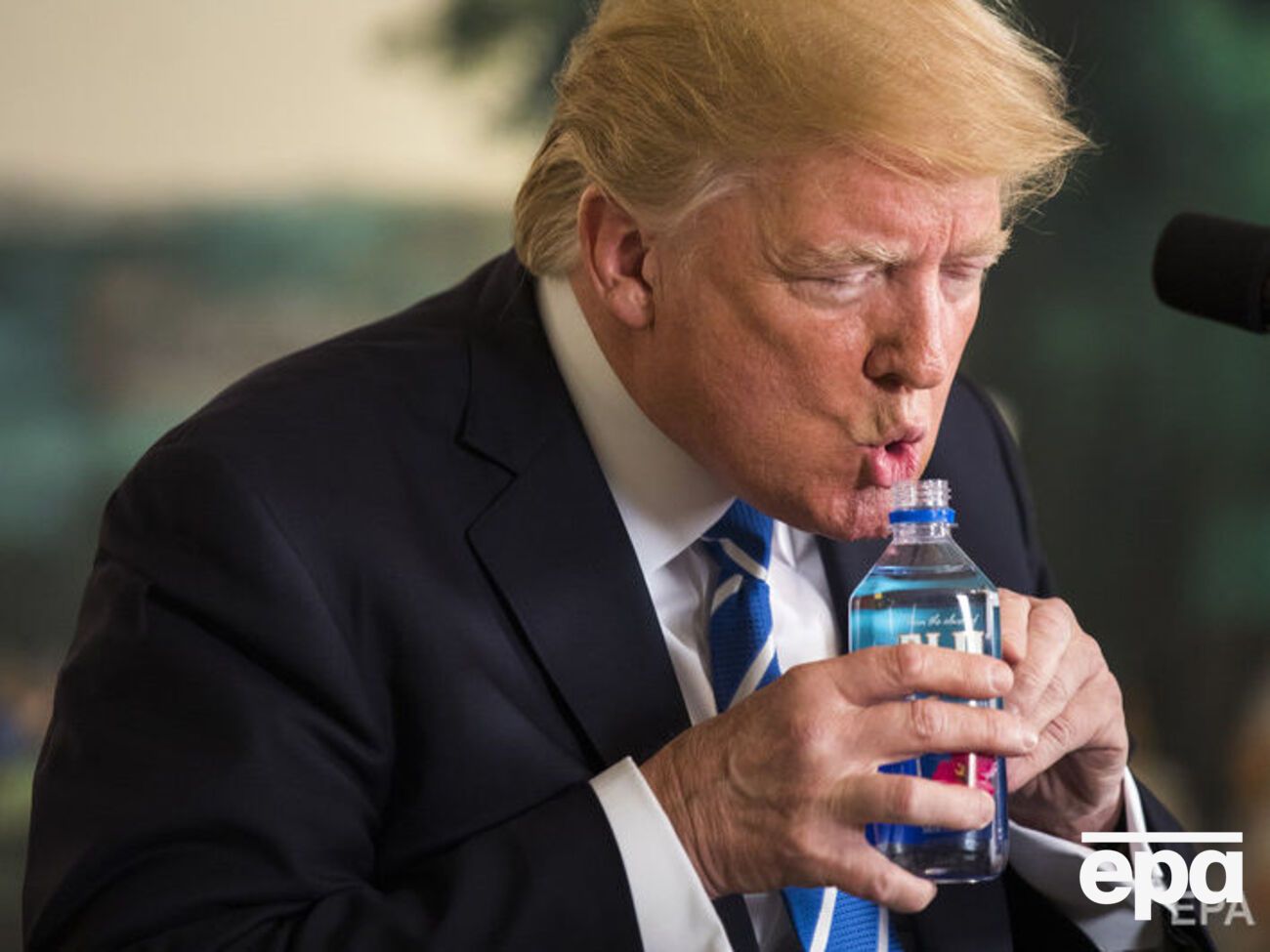 Трамп: Смішно дивитися фейкові новини