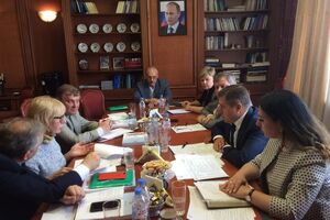 Денісова зустрілася з керівником апарату омбудсмена РФ