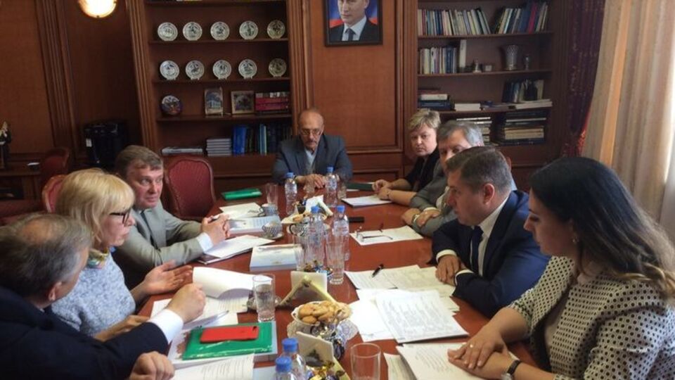 Денісова зустрілася з керівником апарату омбудсмена РФ