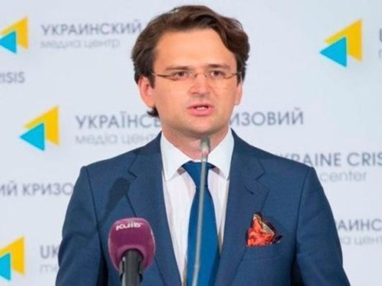 Кулеба заявил, что Европарламент не может заставить РФ выполнять резолюции