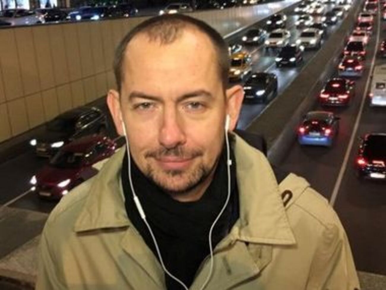 Охочим померти в Росії треба пам'ятати – за пенсіями в рублях приходять російські ціни. Розповідати їм, правда, усеодно будуть про тарифи в Україні