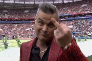 Уильямса критиковали британские политики и правозащитники за согласие выступить в Москве