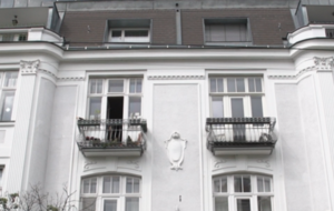 Дом в Австрии, где, по данным "Схем", живут разведенные Татьков с Красильниковой