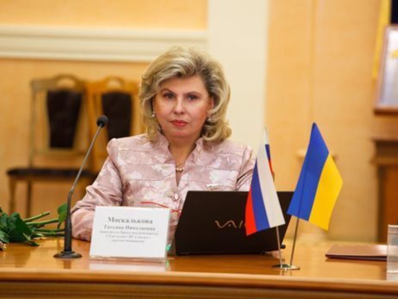 Москалькова прибула в колонію до Омська